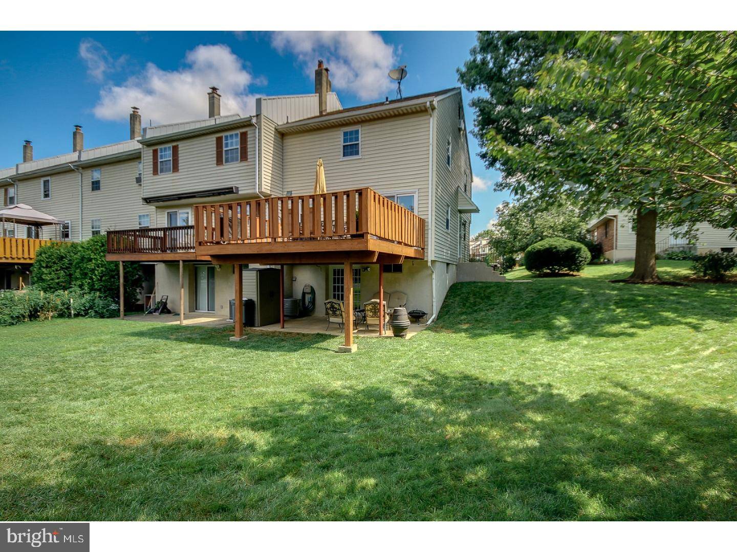 Aston, PA 19014,25 COLONIAL CIR