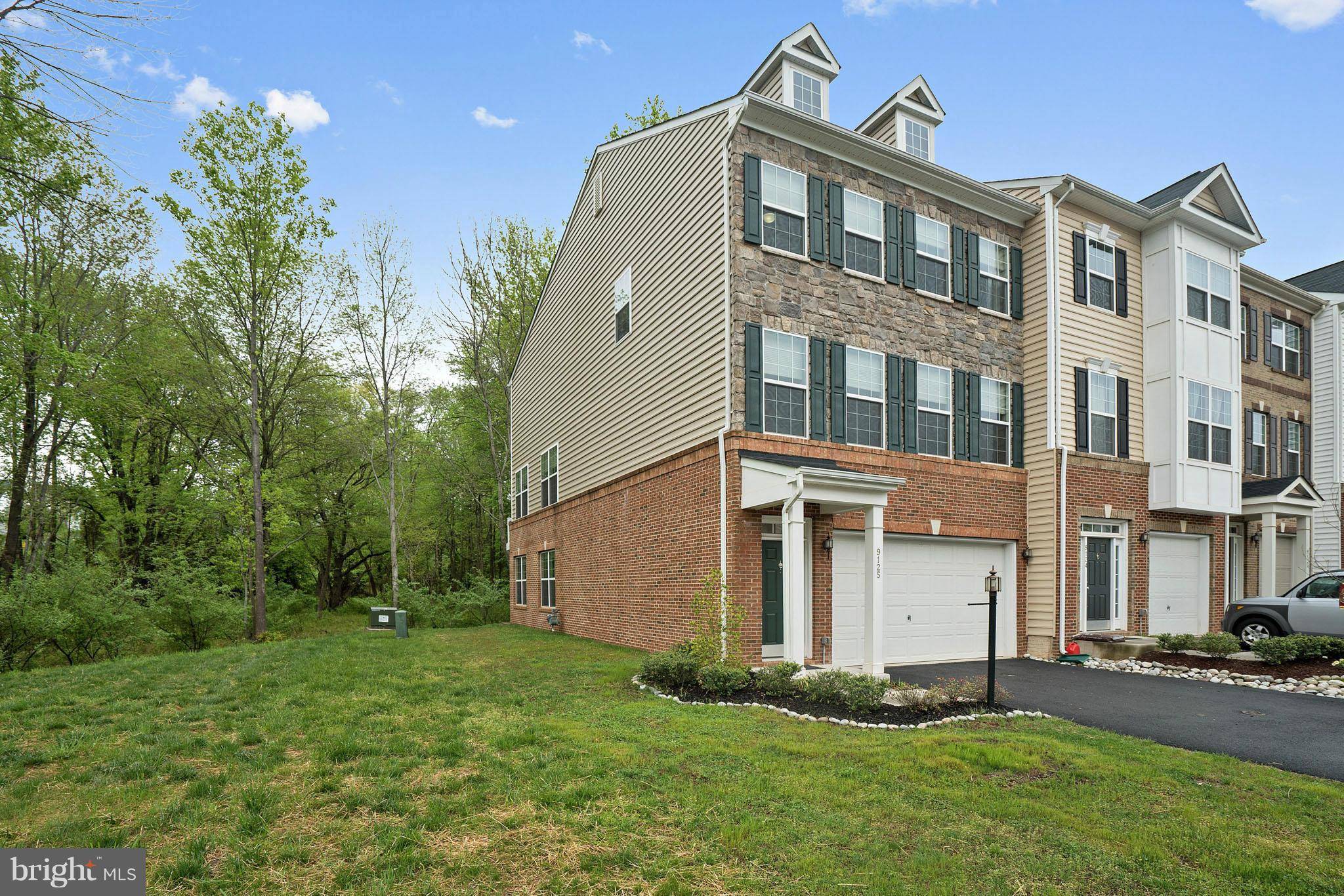 Manassas Park, VA 20111,9125 JEFFERSON CT