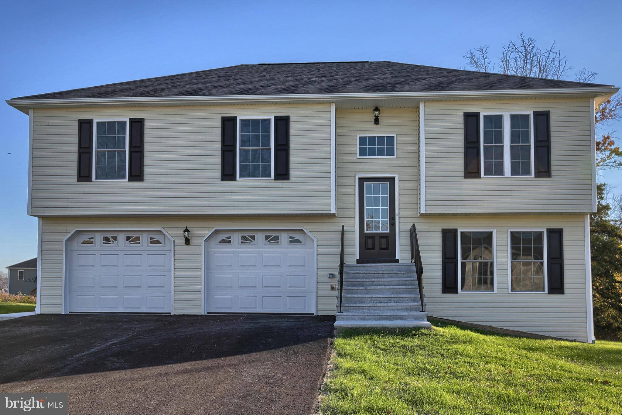 Newville, PA 17241,53 SIR WILLIAM DR