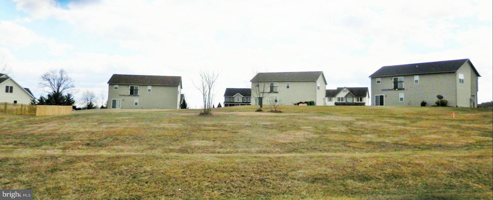 Shippensburg, PA 17257,66 FEATHER DR