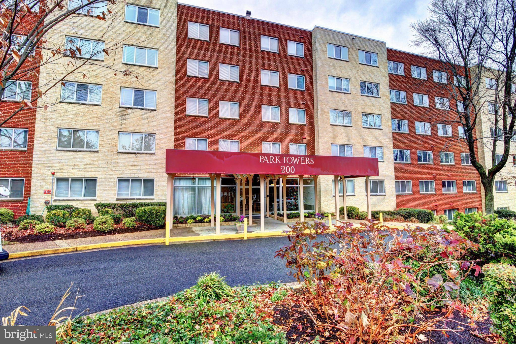 Falls Church, VA 22046,200 MAPLE AVE #400