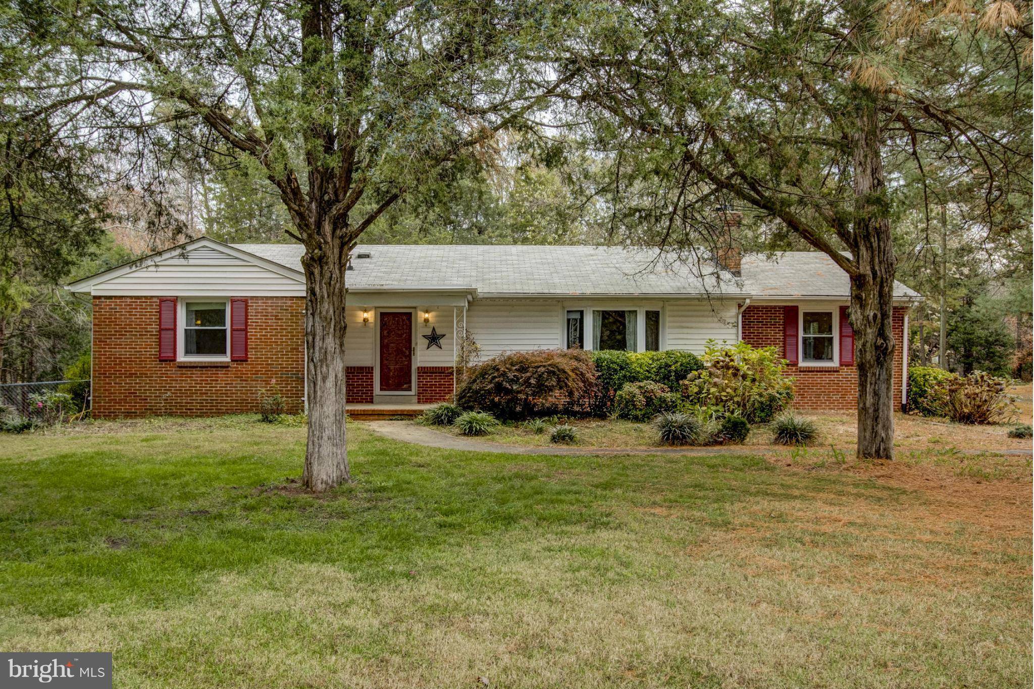 Woodford, VA 22580,14337 FREDERICKSBURG TPKE