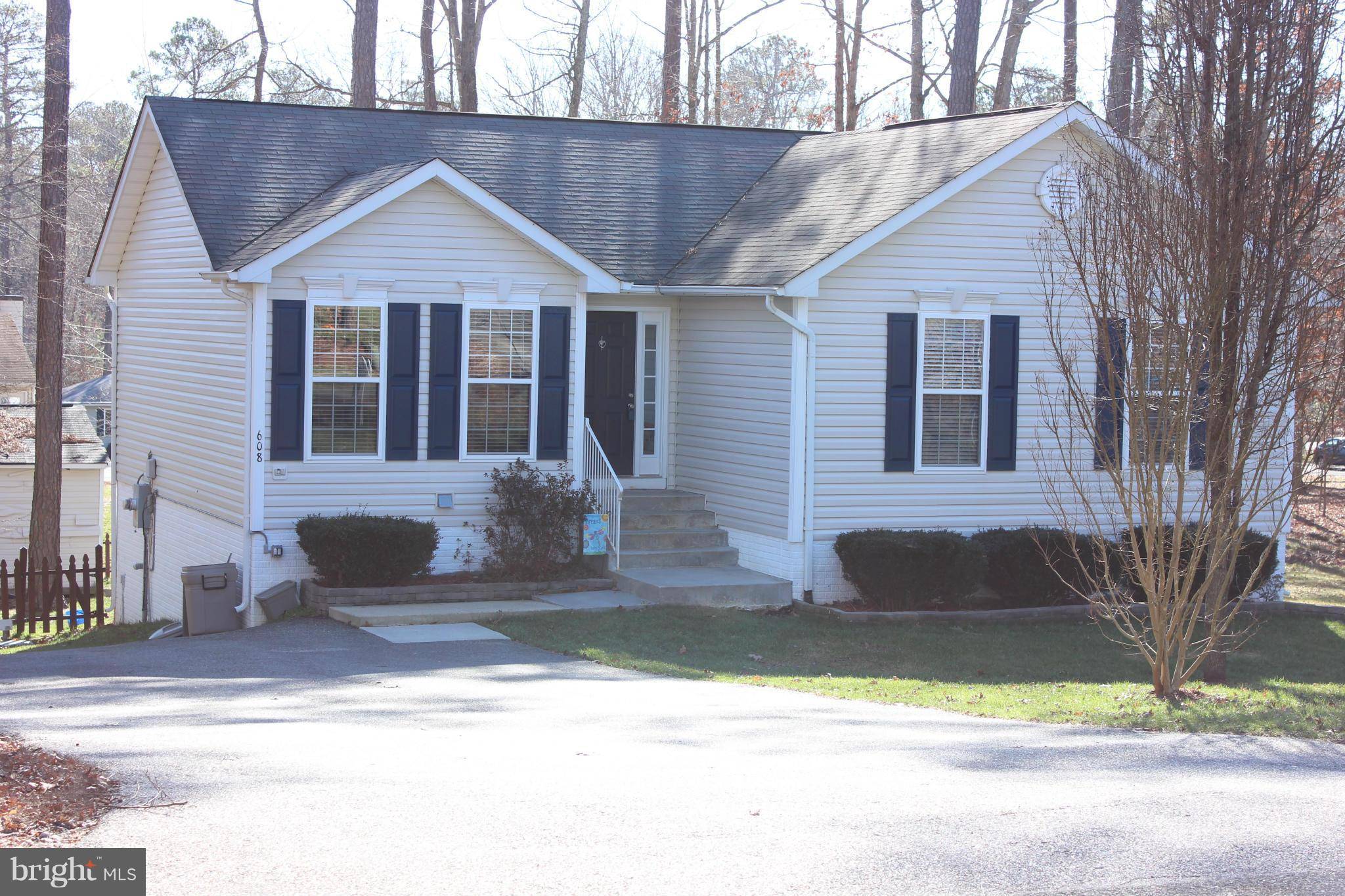 Ruther Glen, VA 22546,608 NORMAN DR