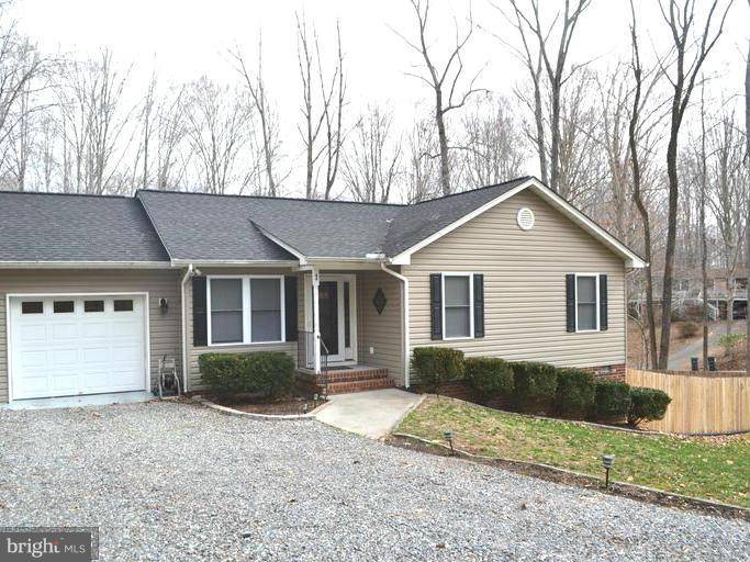 Ruther Glen, VA 22546,1 CRESTHILL CT