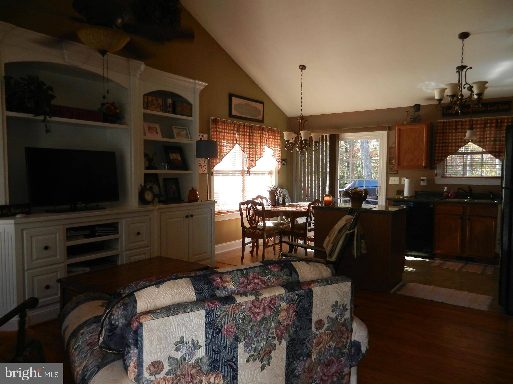 Ruther Glen, VA 22546,409 CORNWALL DR