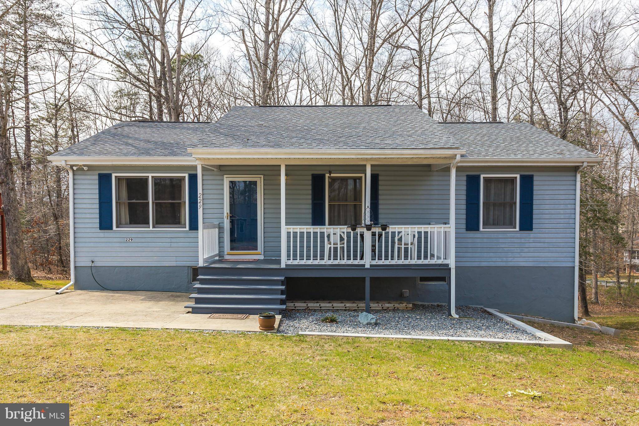 Ruther Glen, VA 22546,229 HOLLYSIDE DR