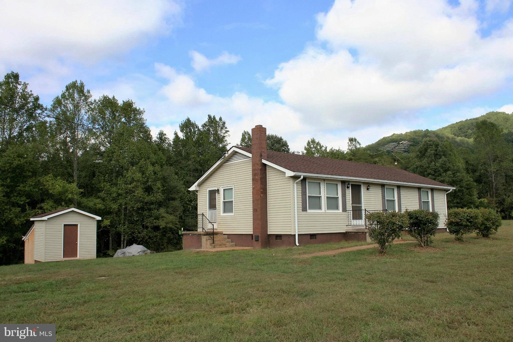 Wolftown, VA 22748,545 BERRY MTN LN