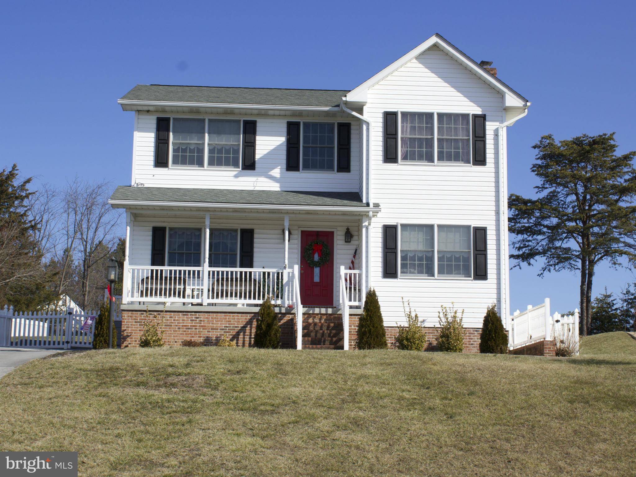 Front Royal, VA 22630,390 HILL TOP CT