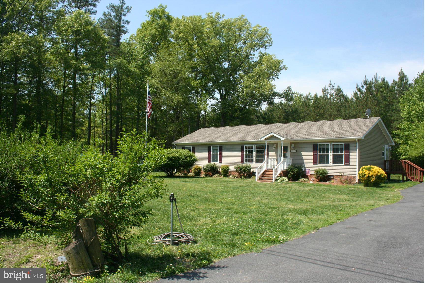 Colonial Beach, VA 22443,333 WAKEFIELD DR