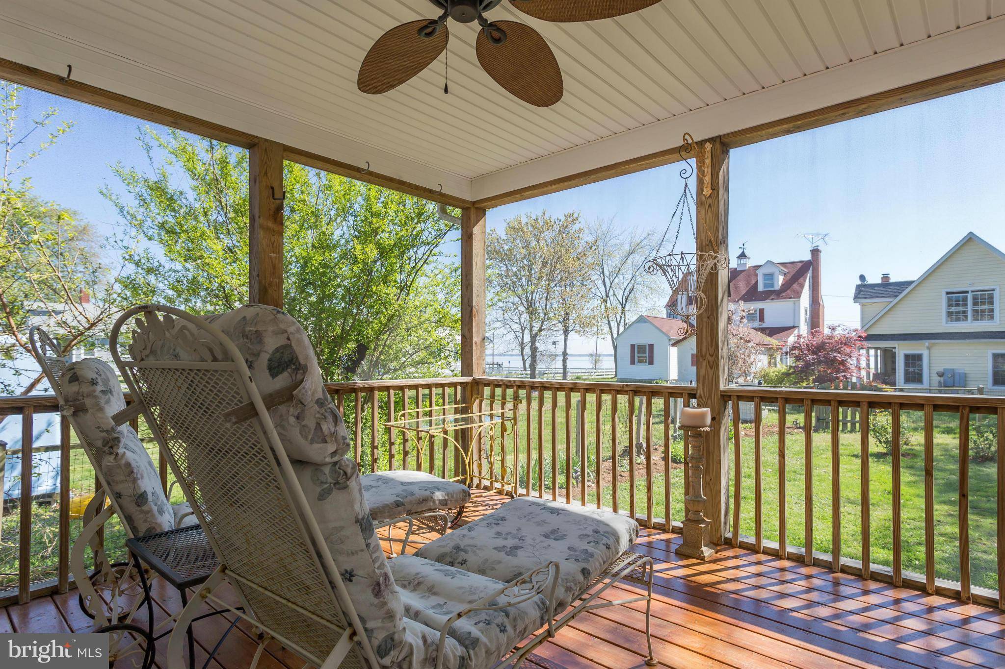 Colonial Beach, VA 22443,28 LOSSING AVE