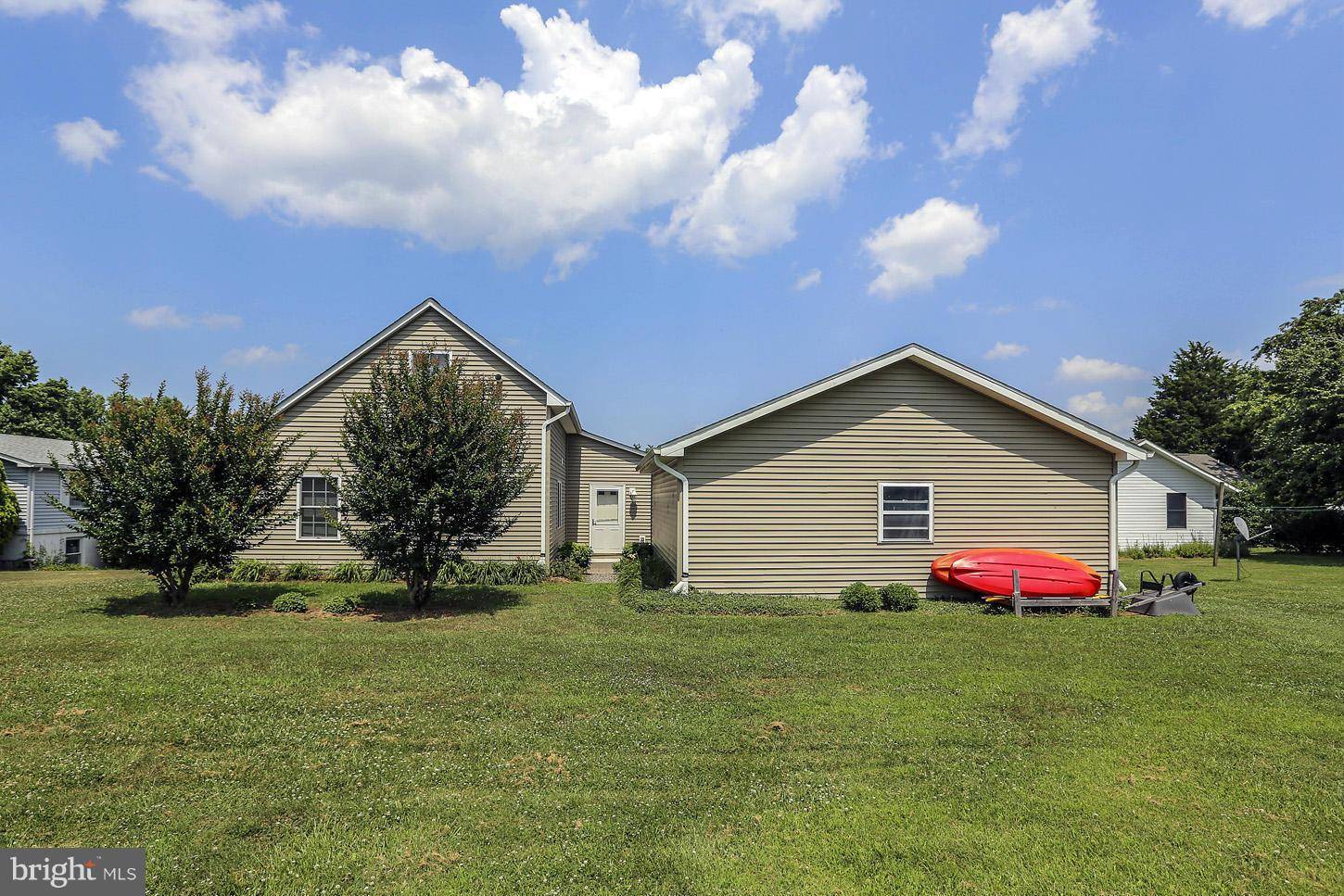 Montross, VA 22520,187 HAULOVER CIR