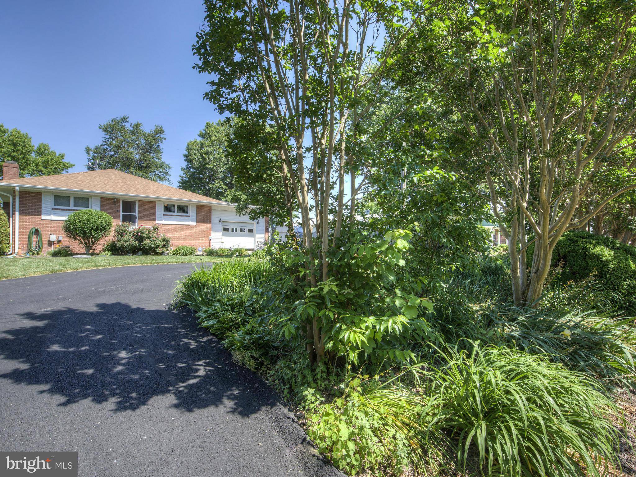 Colonial Beach, VA 22443,303 PEARSON DR