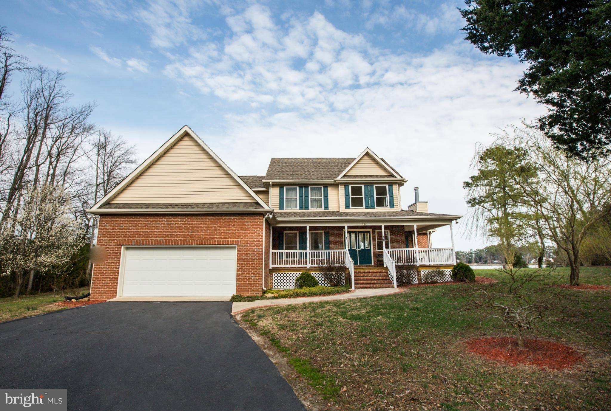 Colonial Beach, VA 22443,521 BURNT HOUSE PT