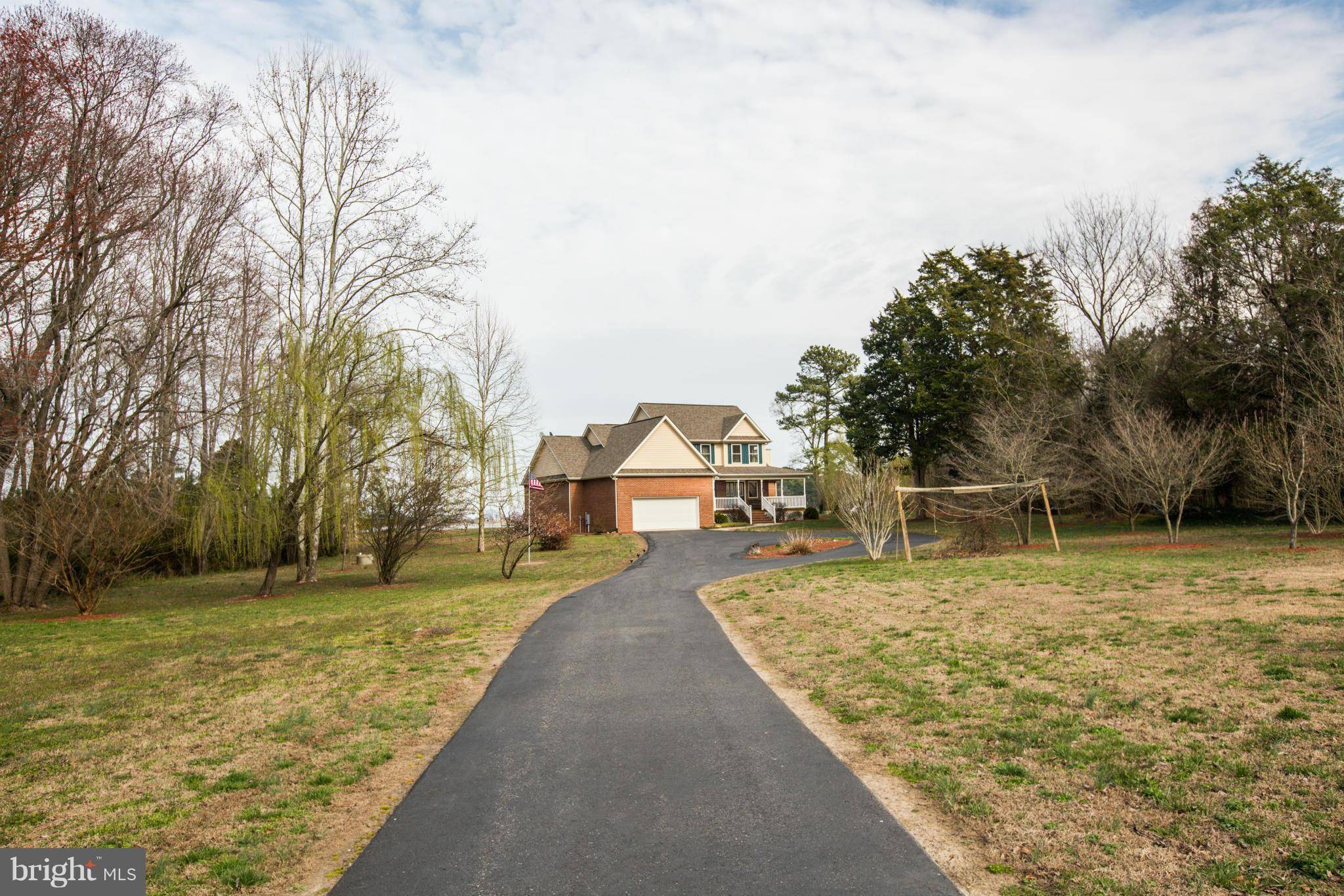 Colonial Beach, VA 22443,521 BURNT HOUSE PT