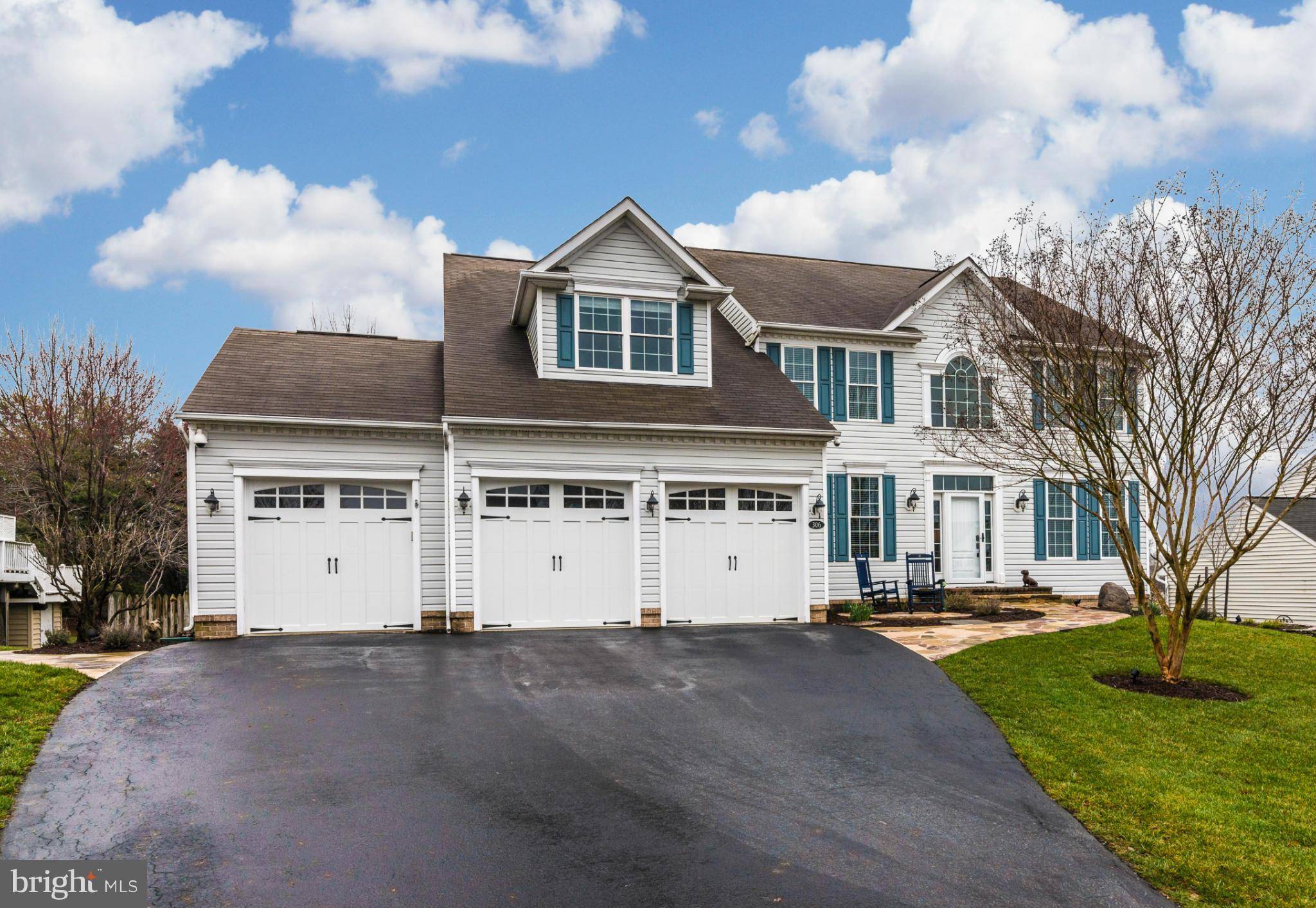 Mount Airy, MD 21771,306 ARROWWOOD CIR