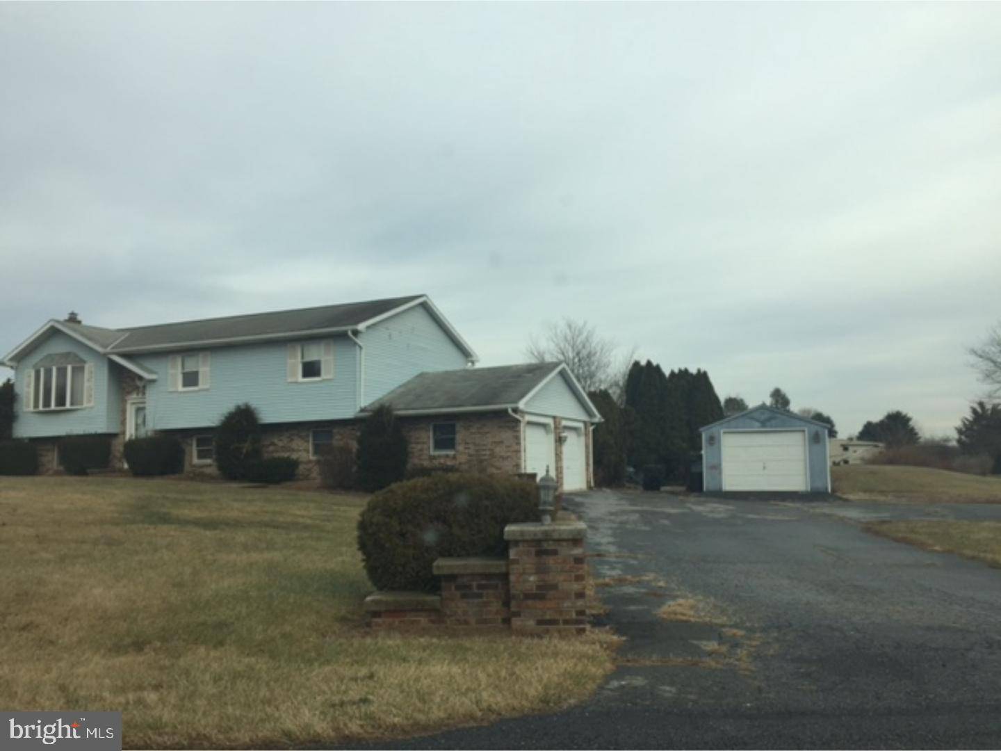 Mohrsville, PA 19541,492 ARCHWOOD DR