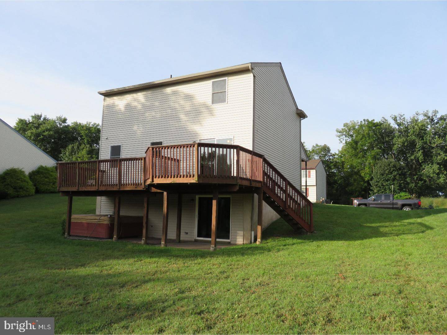 Birdsboro, PA 19508,6031 LONG POND DR