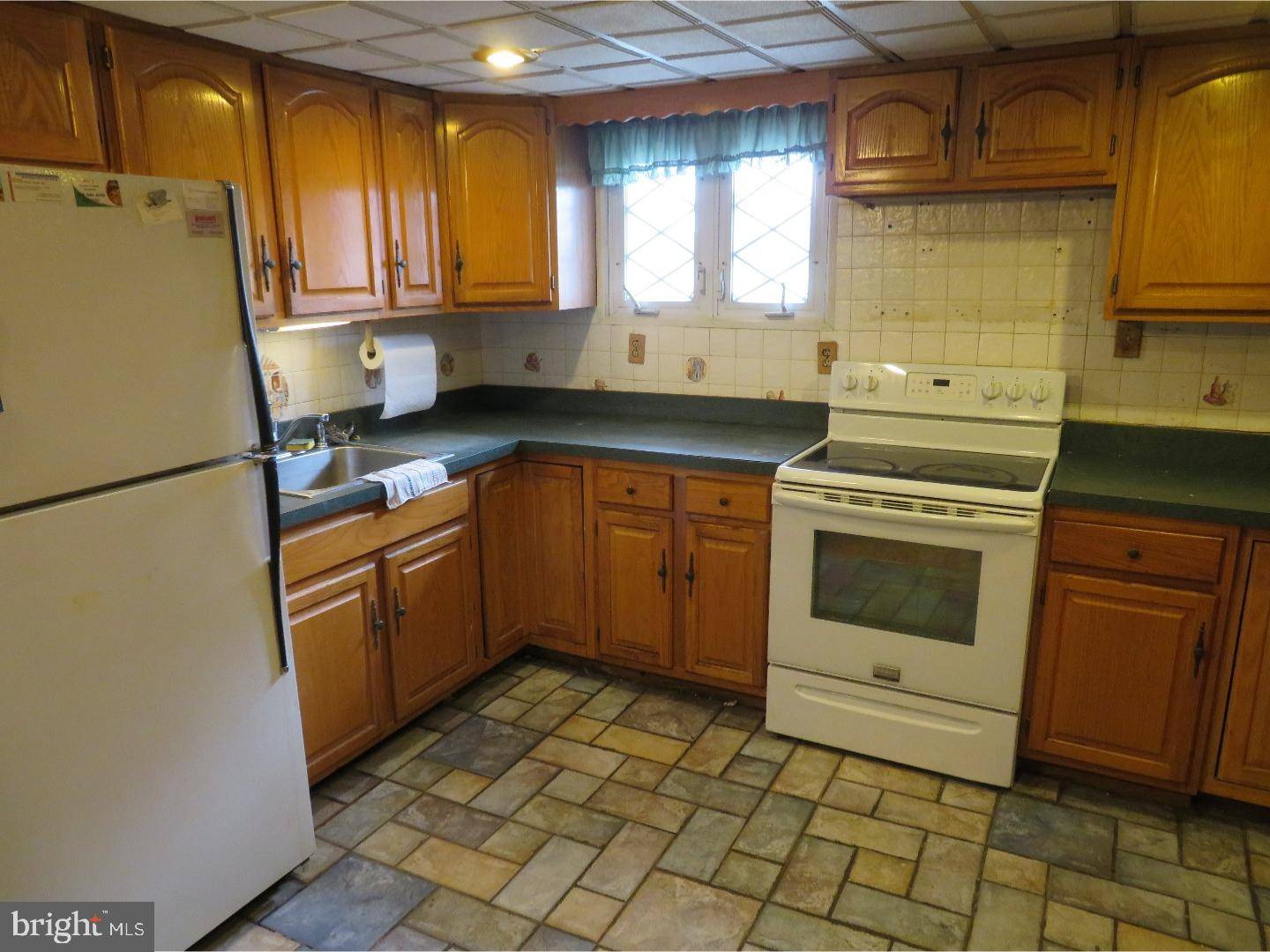 Levittown, PA 19054,29 EMERALD LN