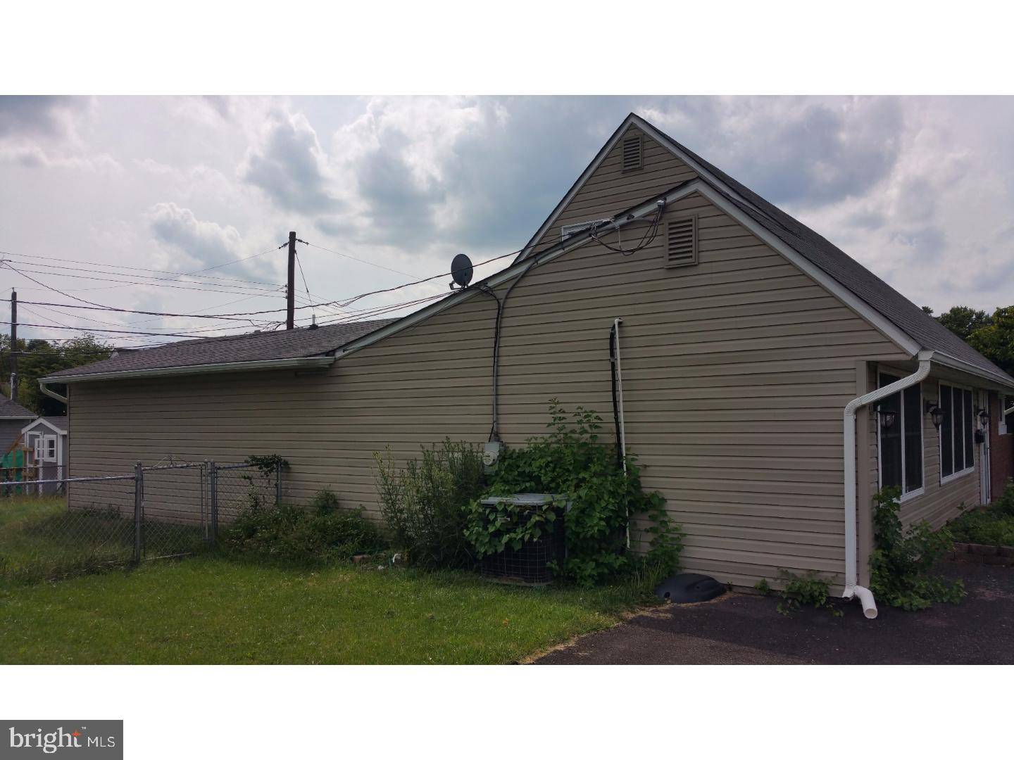 Levittown, PA 19057,11 QUAIL RD