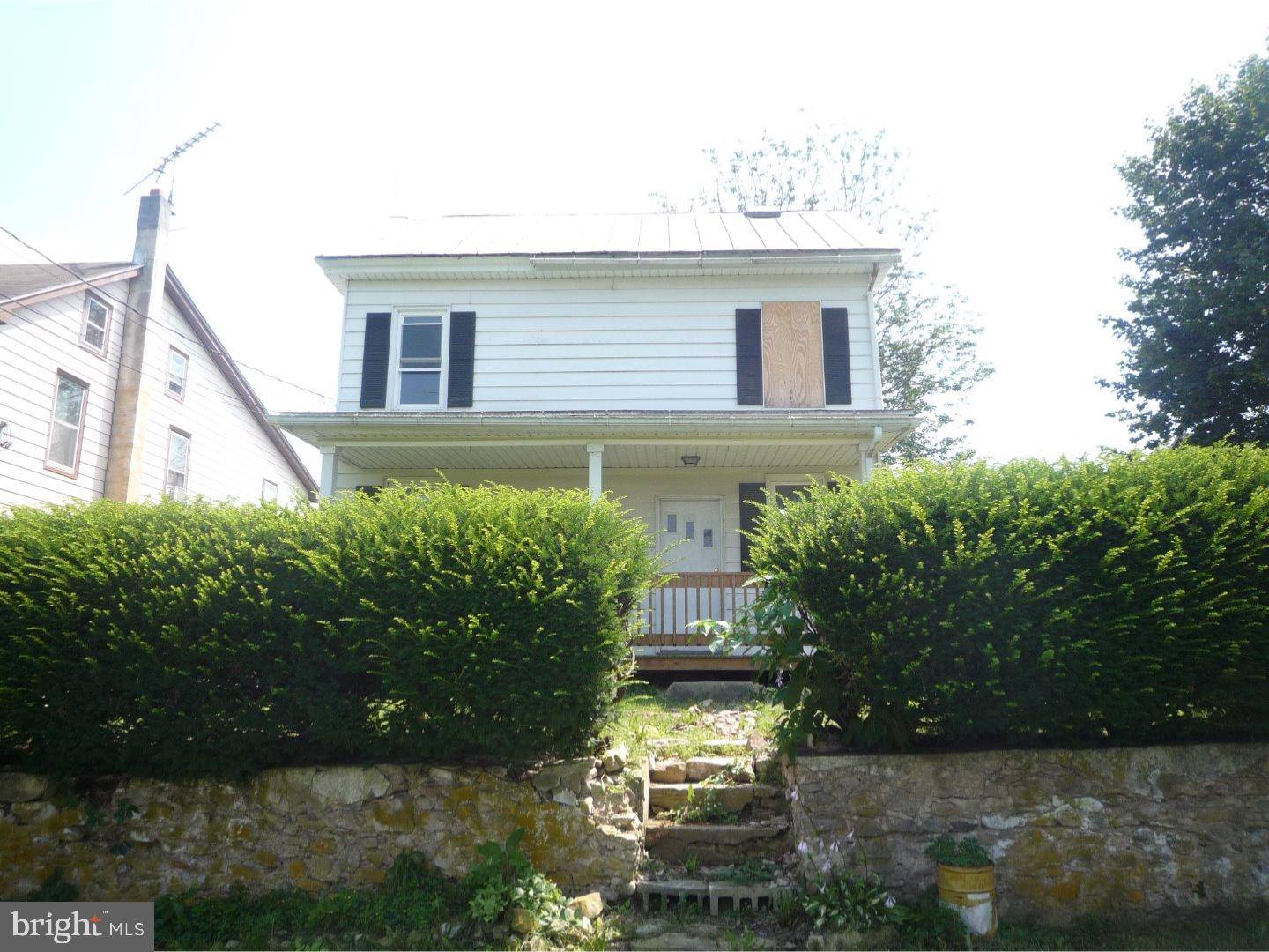 Pine Grove, PA 17963,83 LOOP RD