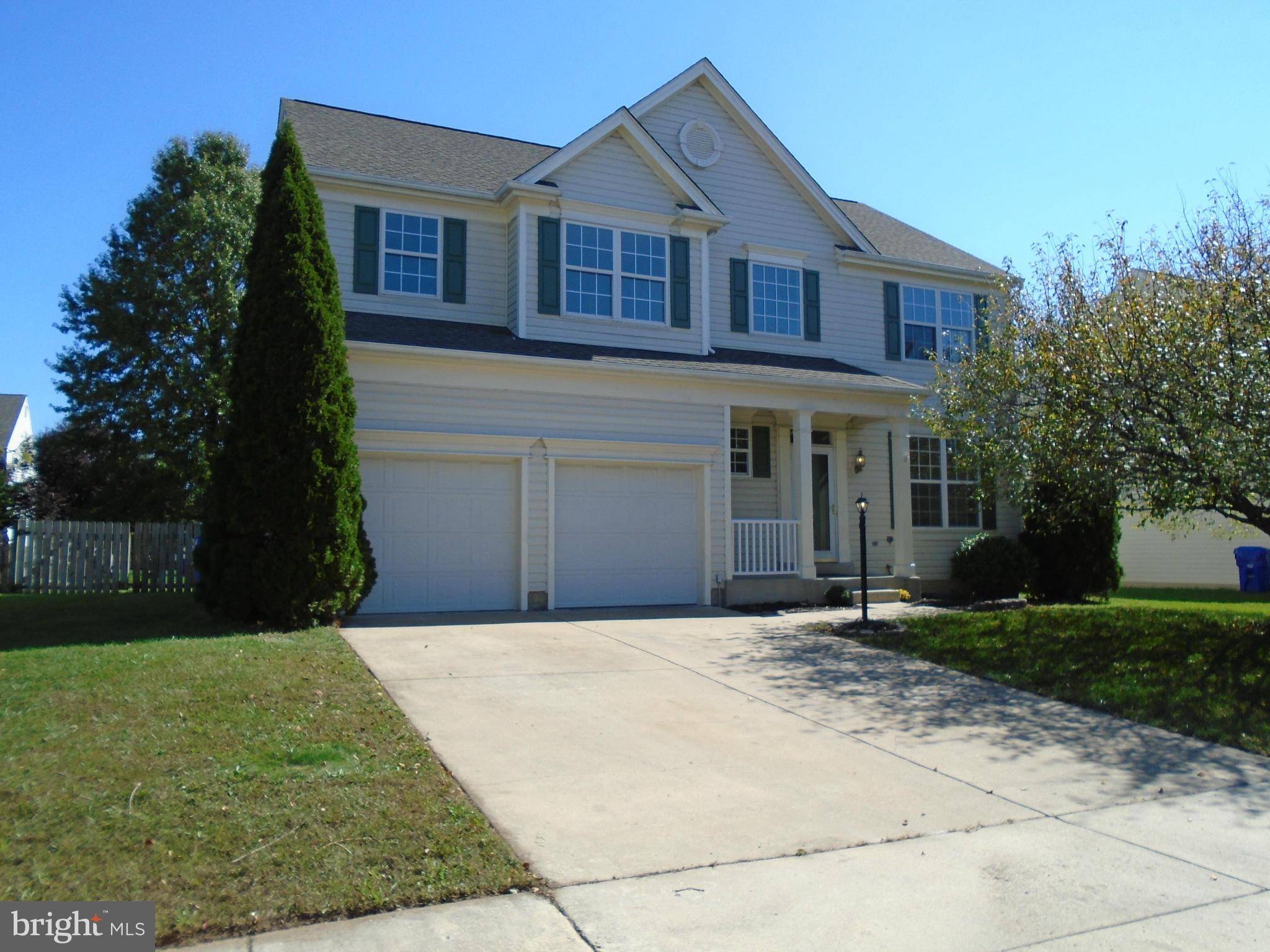 Waldorf, MD 20601,2512 DOWITCHER CT