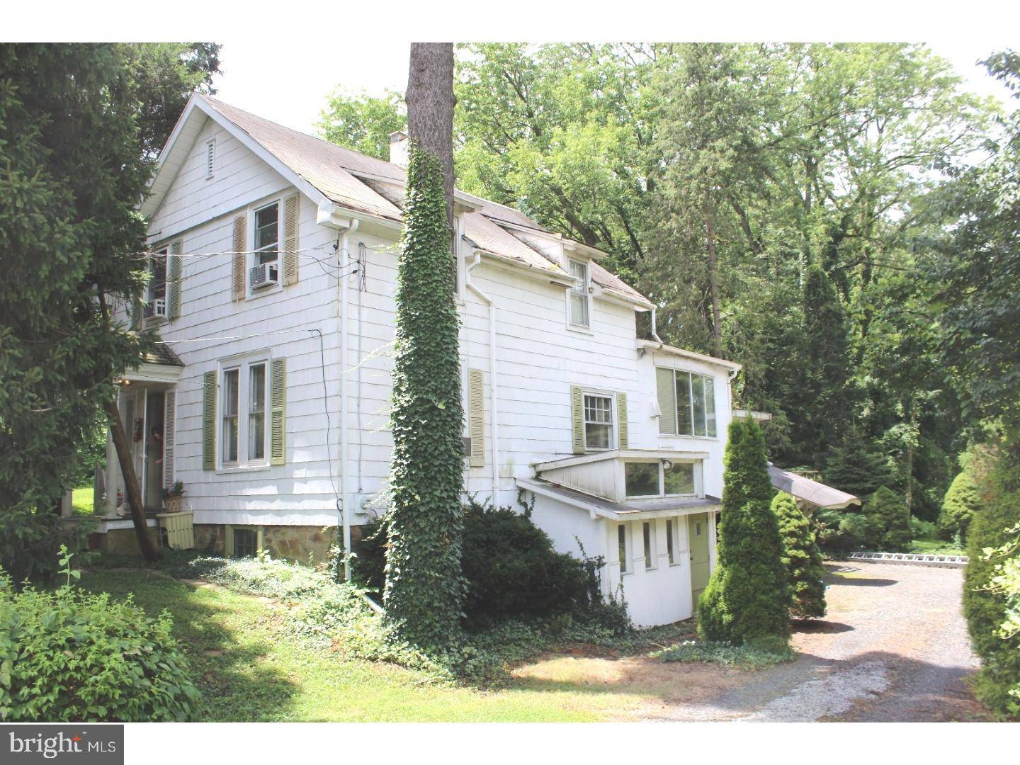 Glenside, PA 19038,746 LIMEKILN PIKE