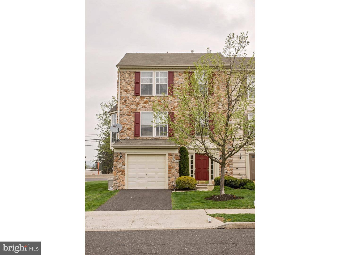 Center Valley, PA 18034,4616 JASMINE DR