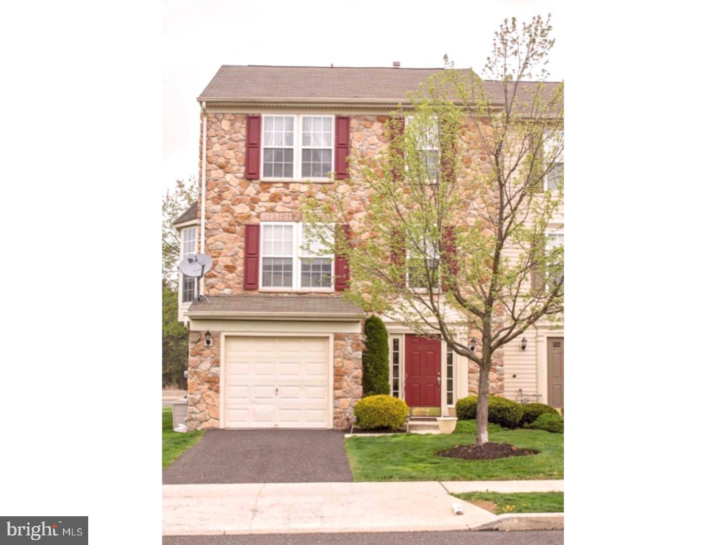 Center Valley, PA 18034,4616 JASMINE DR