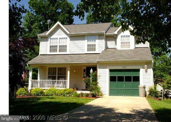 Waldorf, MD 20603,6828 RACCOON CT