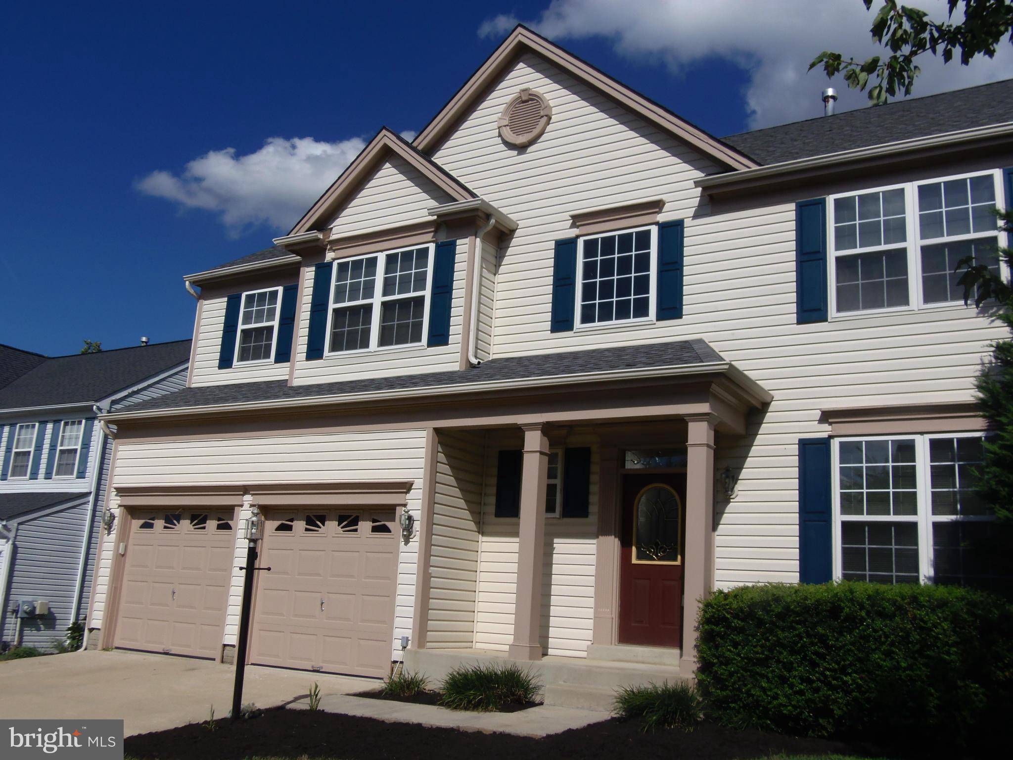 Waldorf, MD 20601,2912 CORMORANT CT