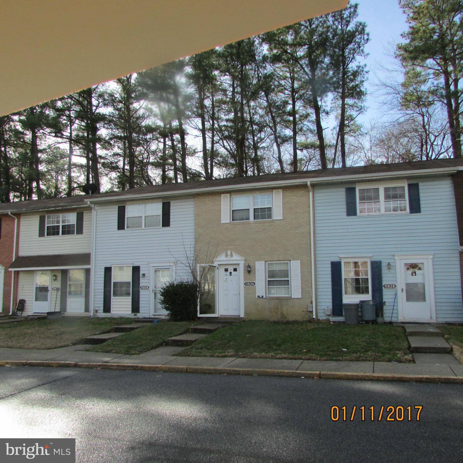 Waldorf, MD 20601,11826 OAK MANOR DR #42