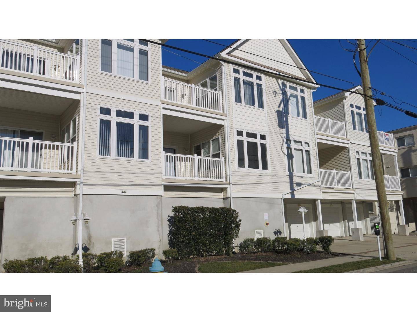 Wildwood, NJ 08260,229 E PINE AVE #102 #102