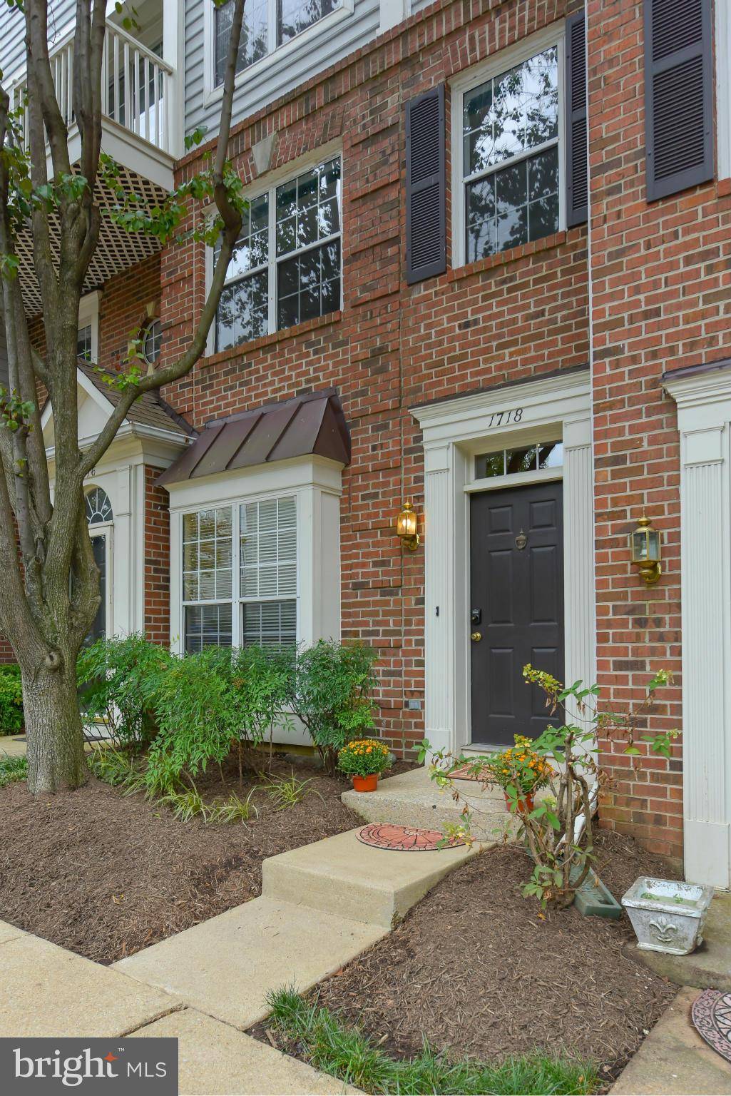 Alexandria, VA 22302,1718 KINGSGATE CT