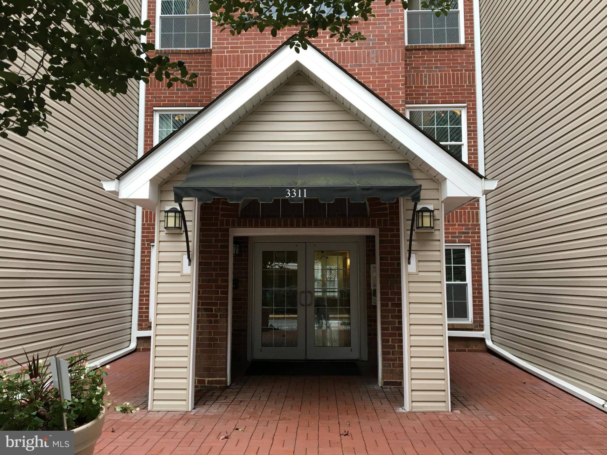 Alexandria, VA 22302,3311 WYNDHAM CIR #4201