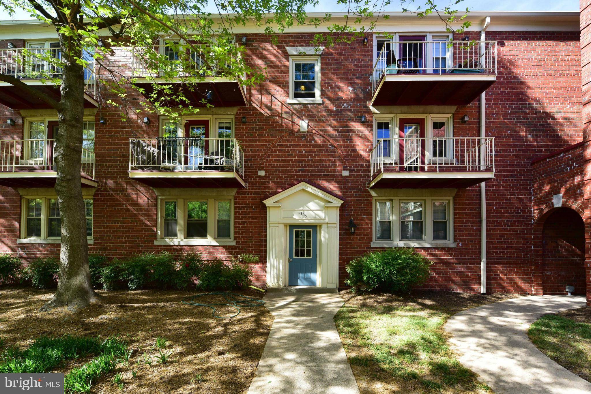 Alexandria, VA 22314,1405 ABINGDON DR E #4