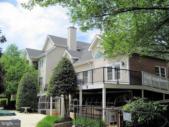 Alexandria, VA 22302,3315 WYNDHAM CIR #4222