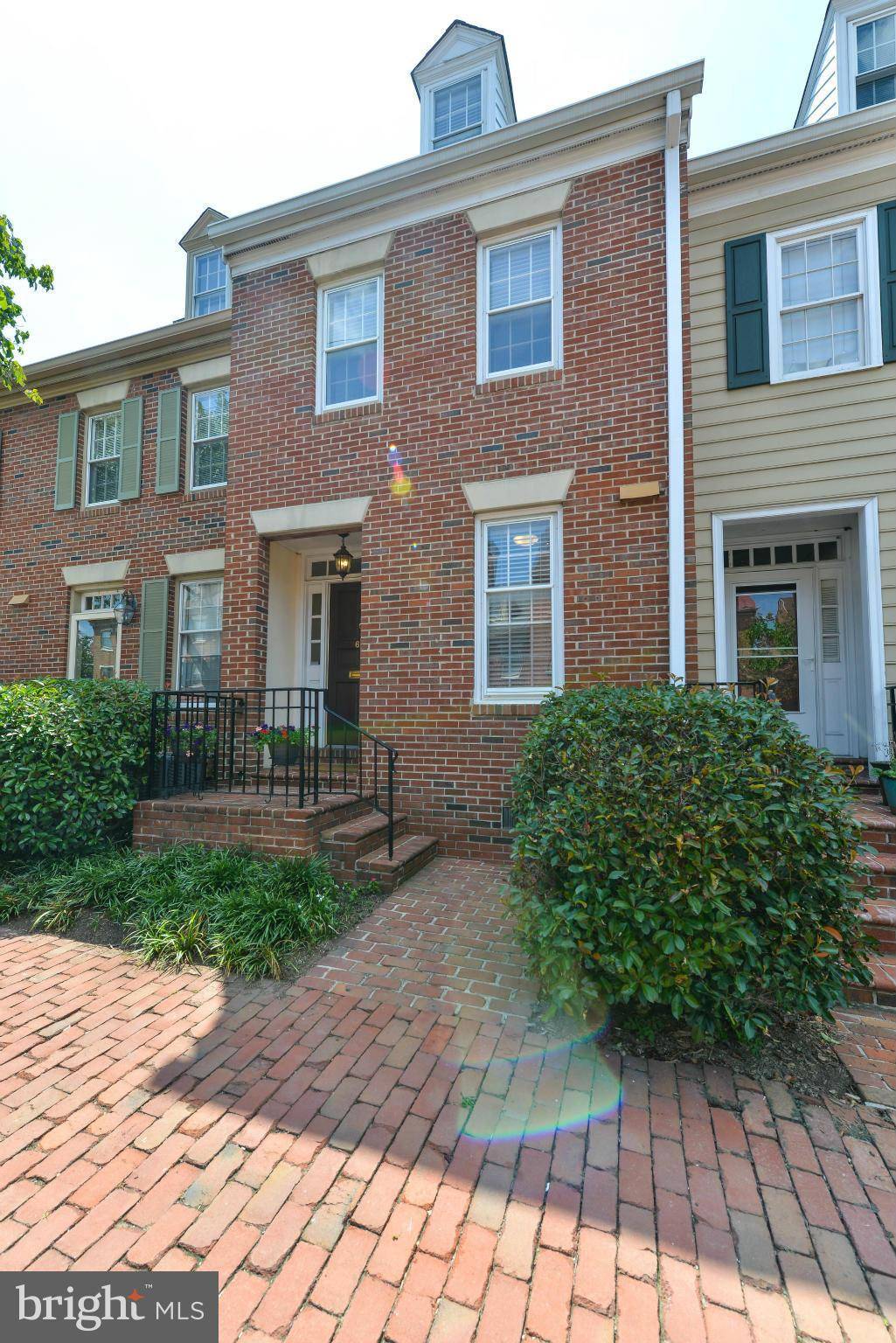 Alexandria, VA 22314,633 COLUMBUS ST S