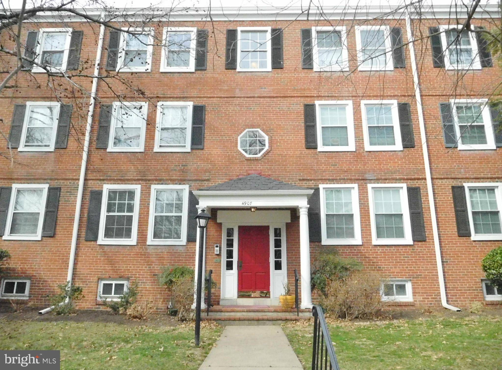 Arlington, VA 22206,4907 30TH ST S #B1