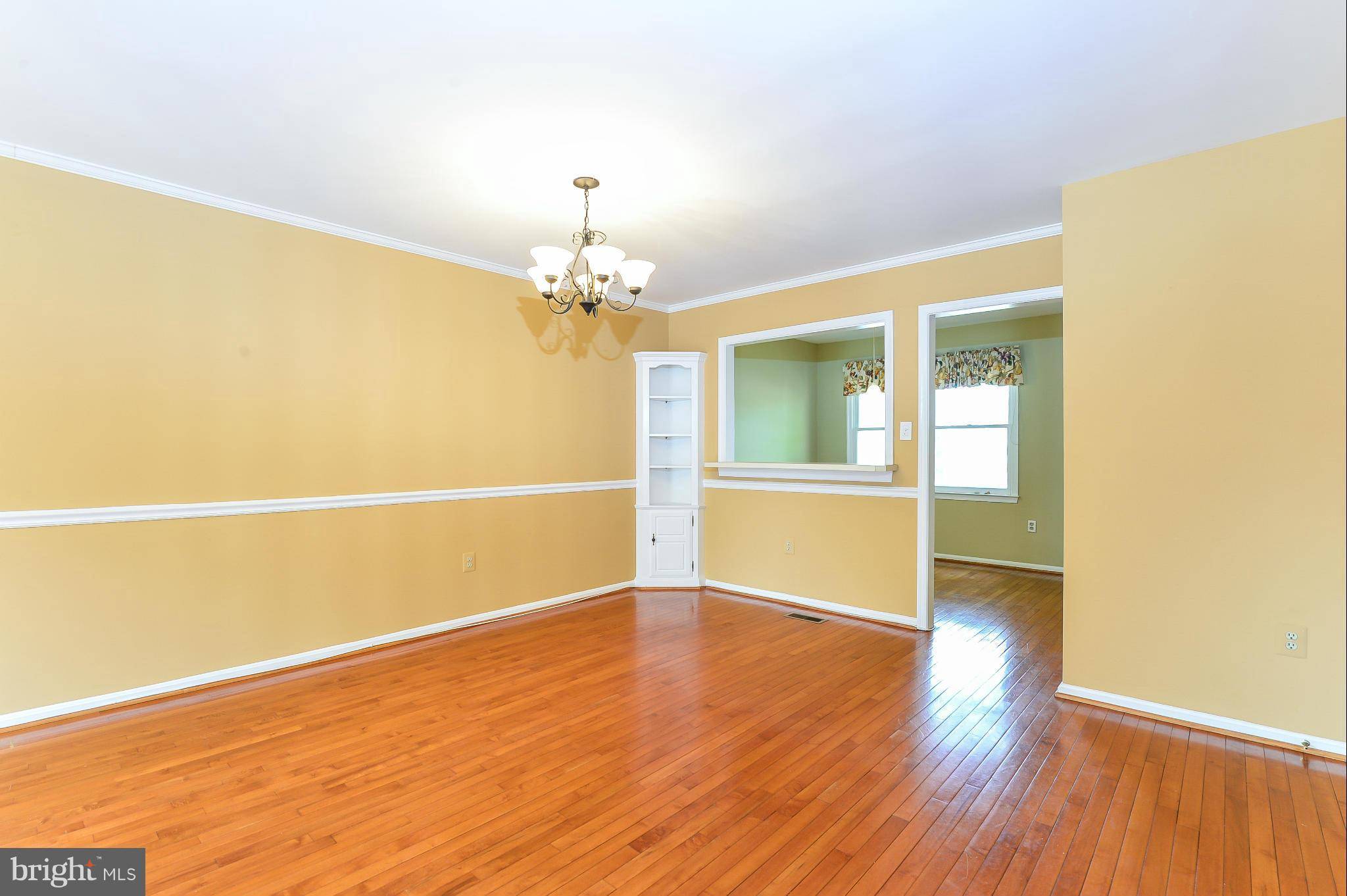 Alexandria, VA 22304,24 CARRIAGE HOUSE CIR