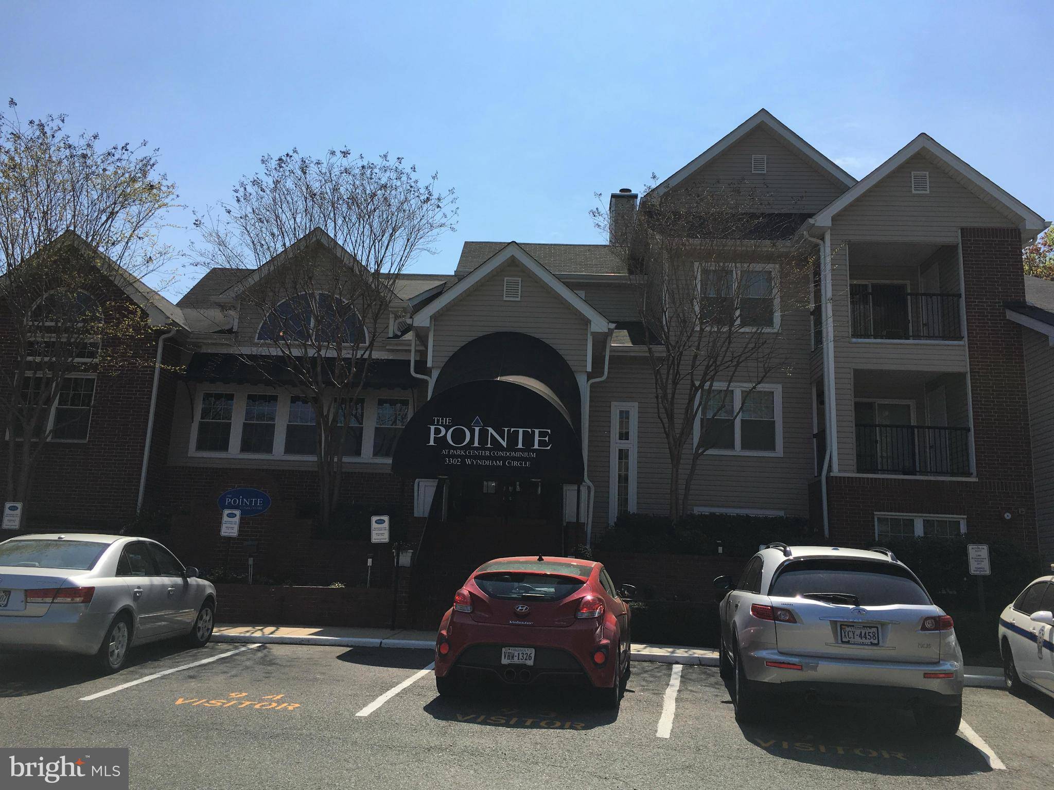 Alexandria, VA 22302,3313 WYNDHAM CIR #3210