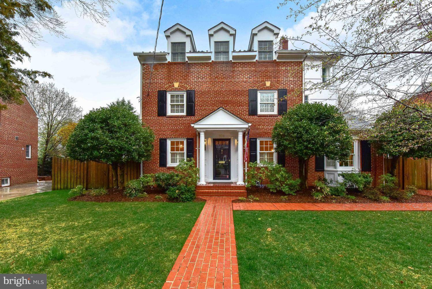 Alexandria, VA 22302,504 IVY CIR