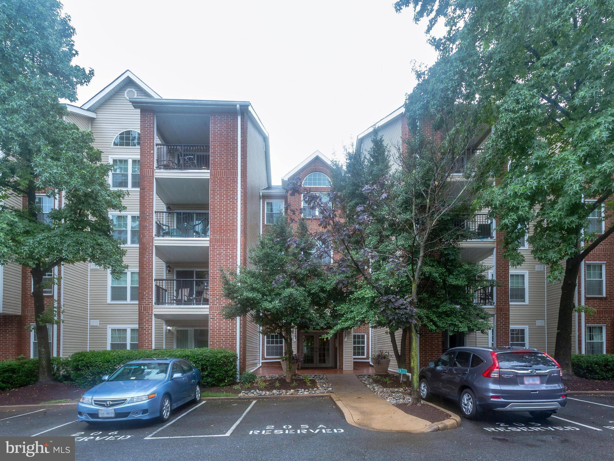 Alexandria, VA 22302,3311 WYNDHAM CIR #1188