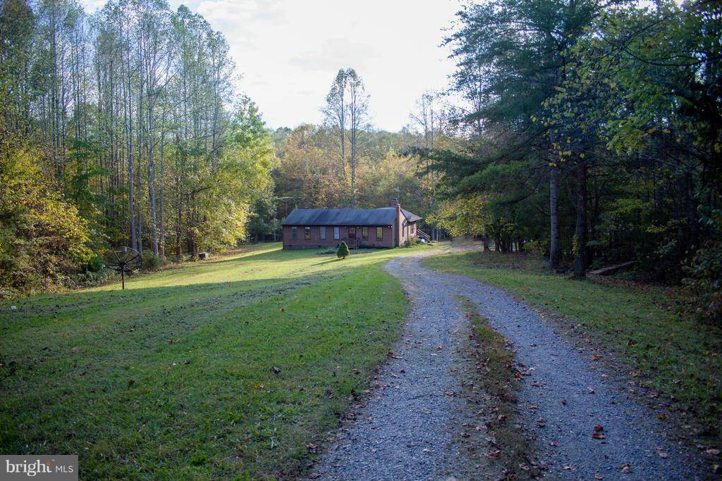 Bumpass, VA 23024,567 LITTLE RIVER FARMS RD