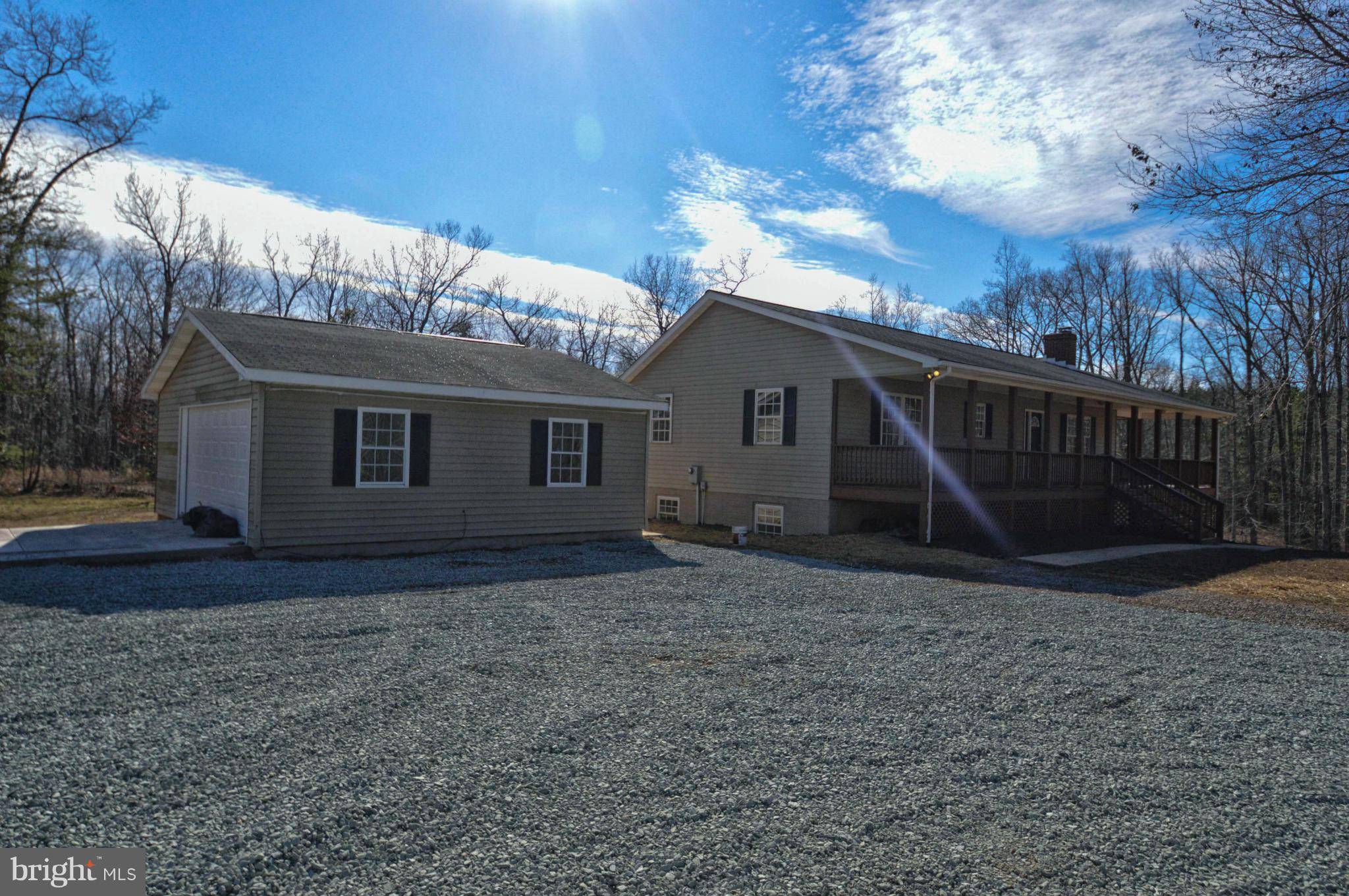 Louisa, VA 23093,63 DESPER RD