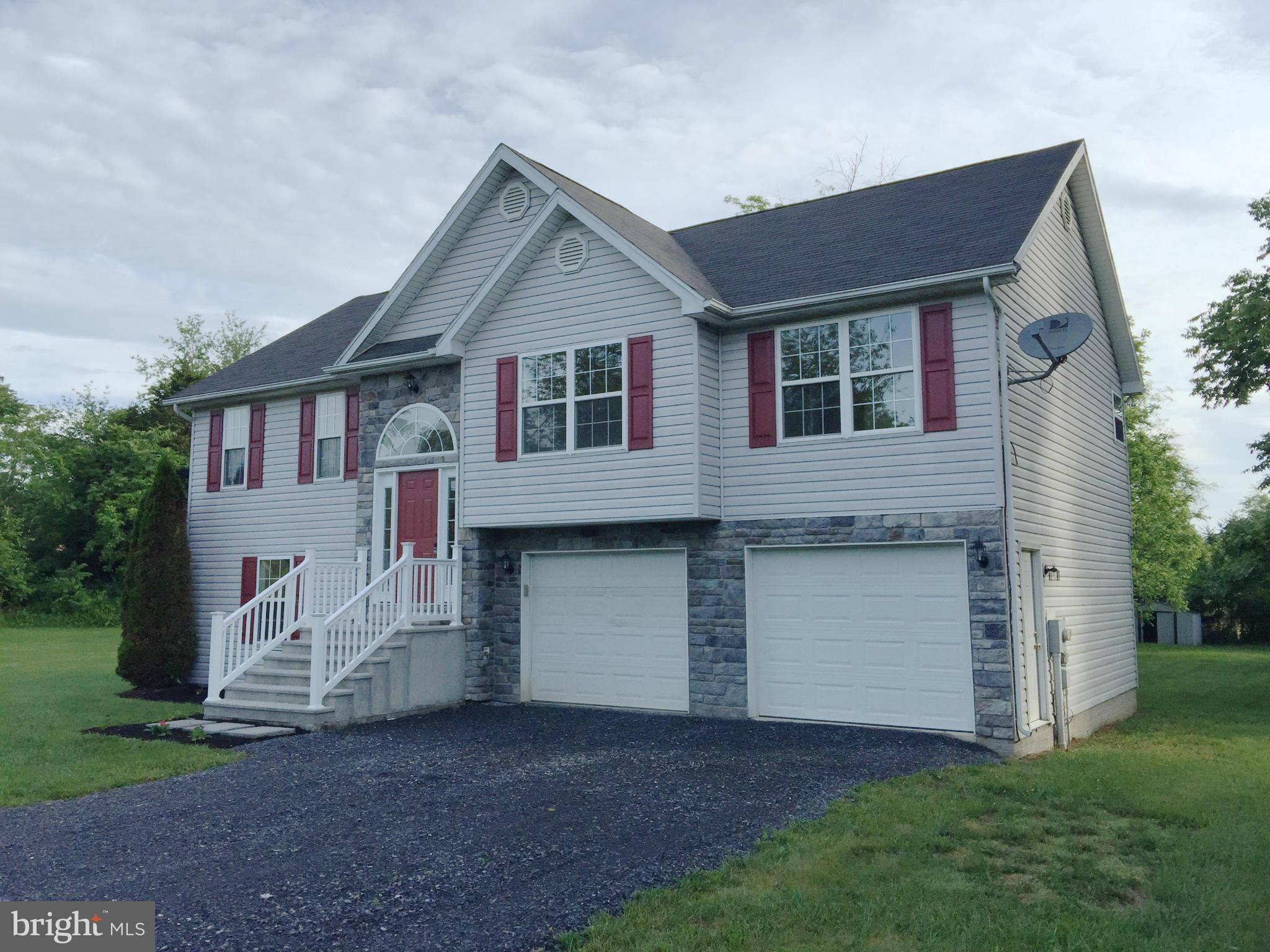 Martinsburg, WV 25404,132 RADIANT DR