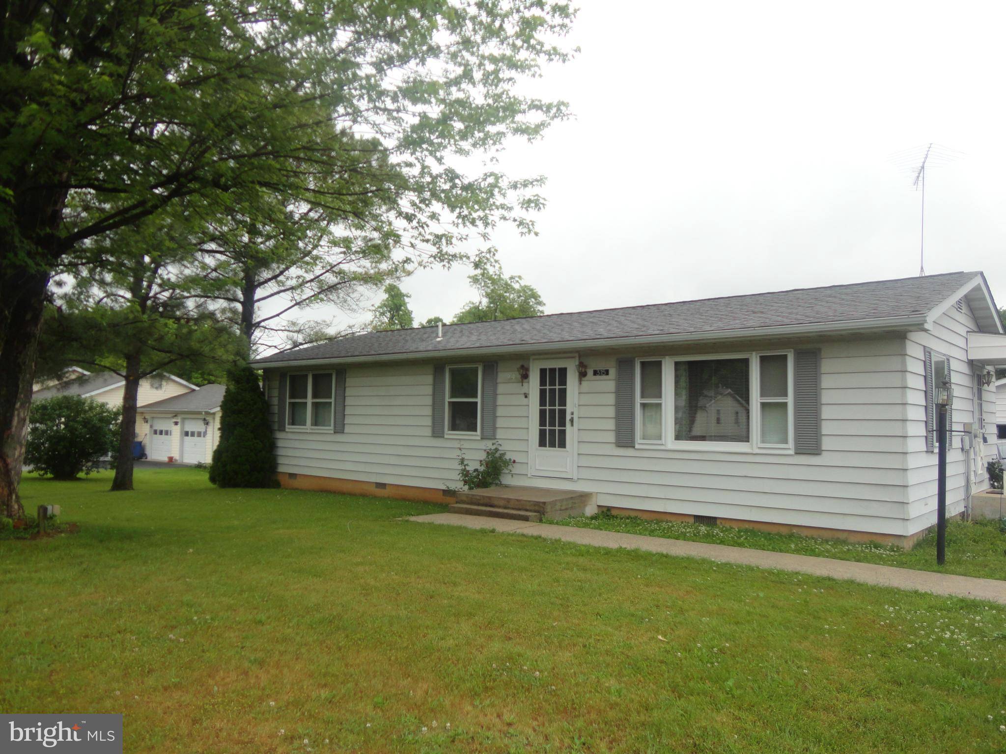 Inwood, WV 25428,315 FIRST ST