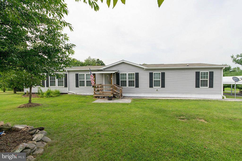 Bunker Hill, WV 25413,365 MAIZE LN