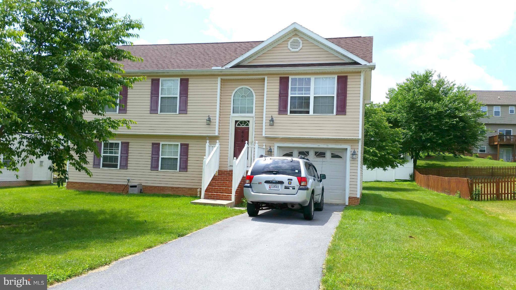 Martinsburg, WV 25403,464 TALISMAN DR