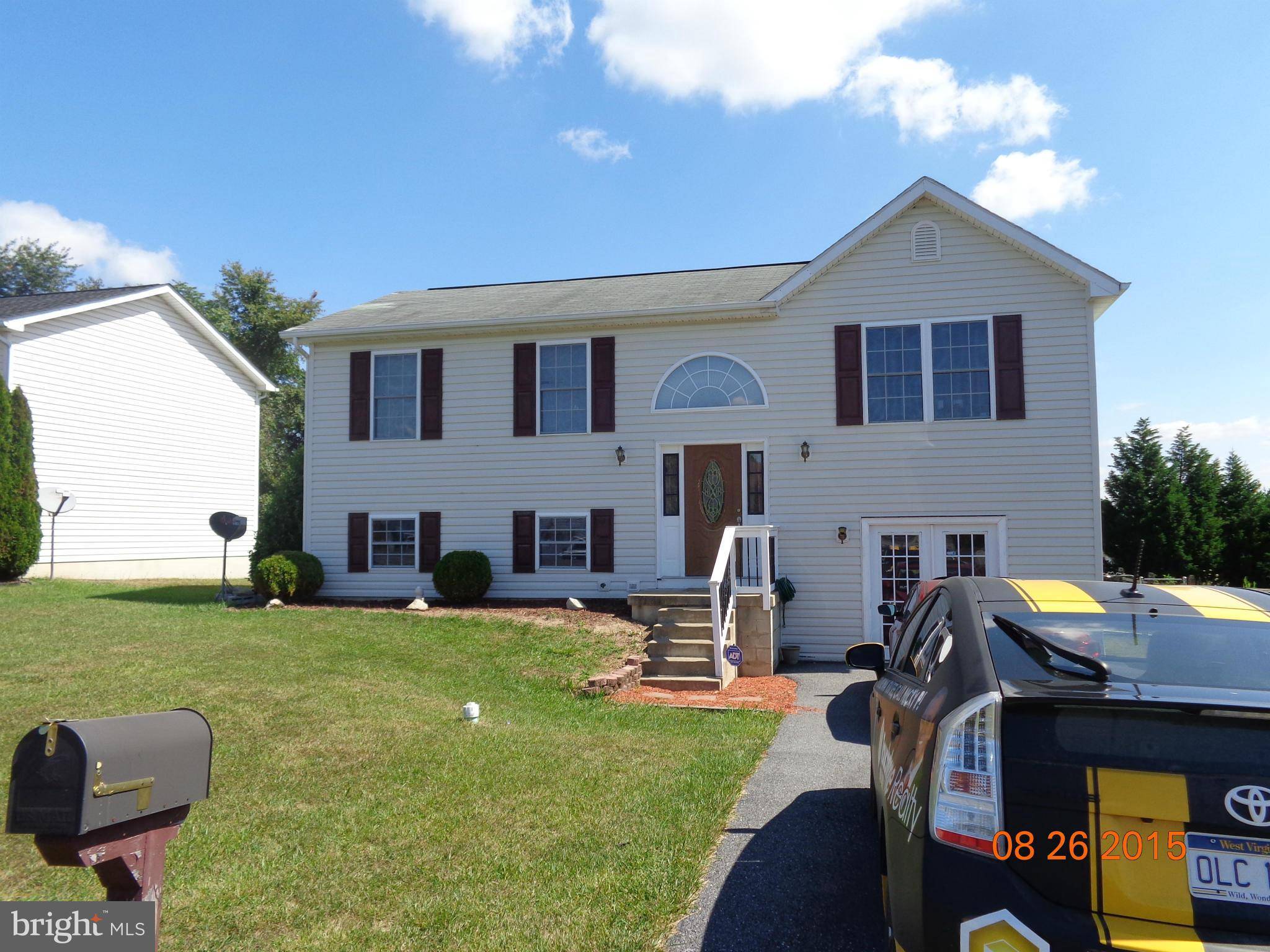 Martinsburg, WV 25404,203 MOONLIGHT LN