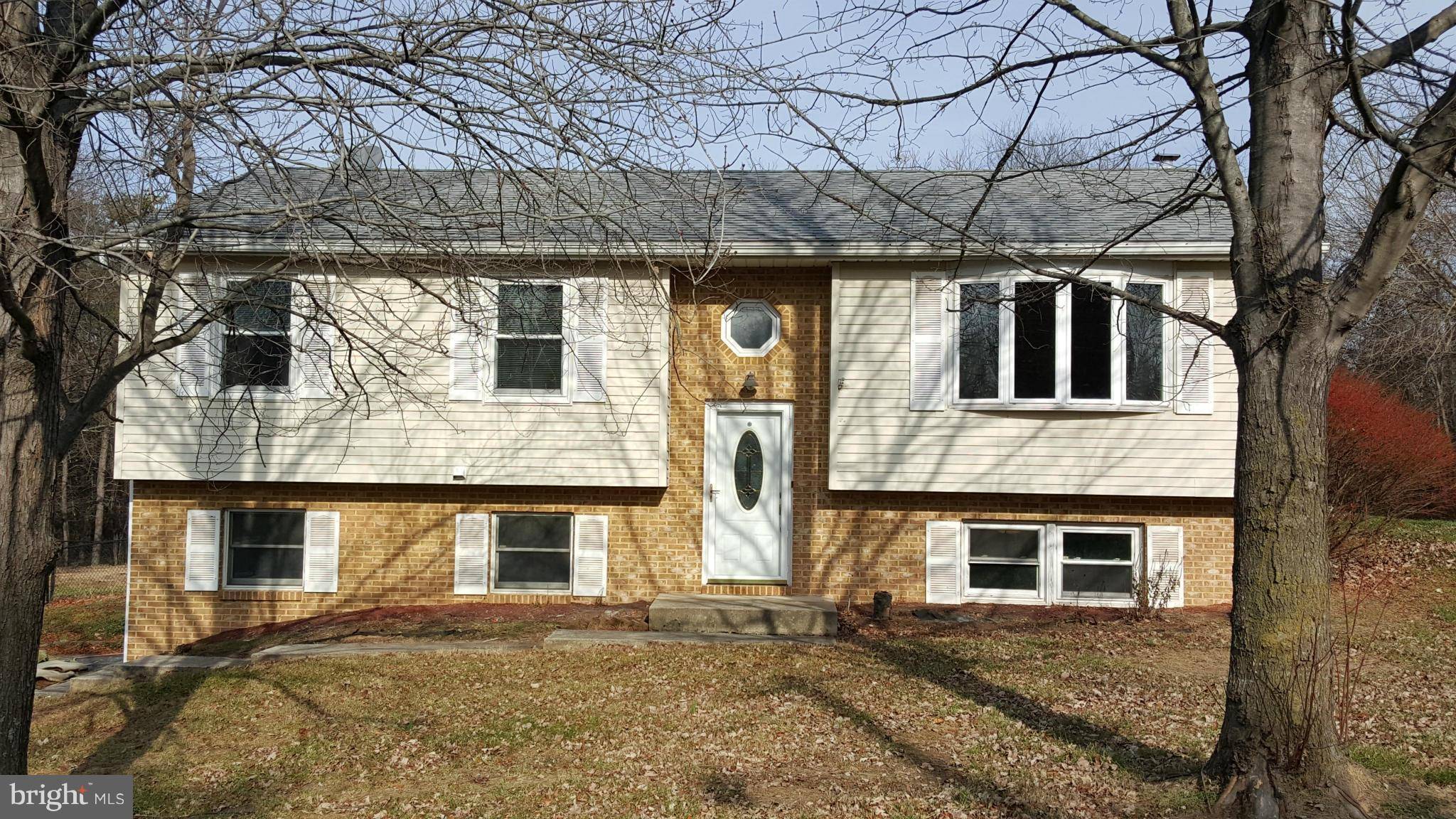 Falling Waters, WV 25419,18 HEARTHSIDE DR